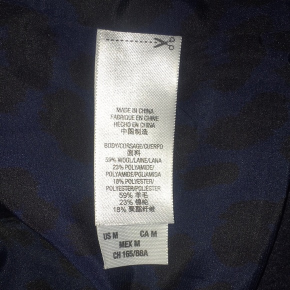 Beautiful and New Juicy Couture pea coat with removable fur collar.Medium - Picture 14 of 14